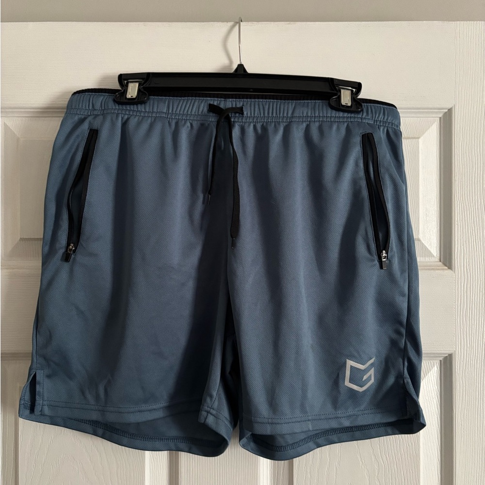 Blue Athletic Shorts with Elastic Waistband and Cuffed Hem